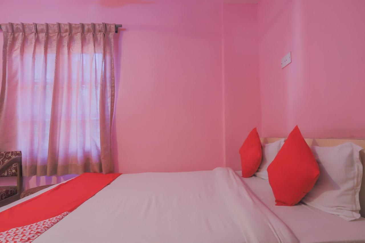 Oyo 789 Hotel Shivam Plaza Kathmandu Exterior foto