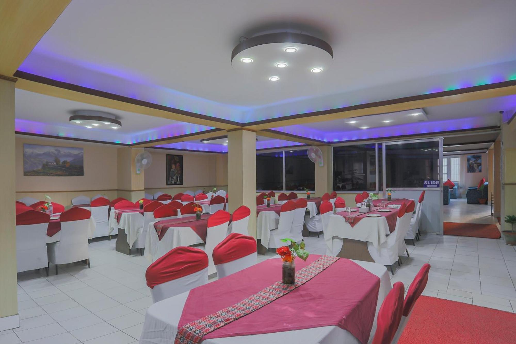 Oyo 789 Hotel Shivam Plaza Kathmandu Exterior foto